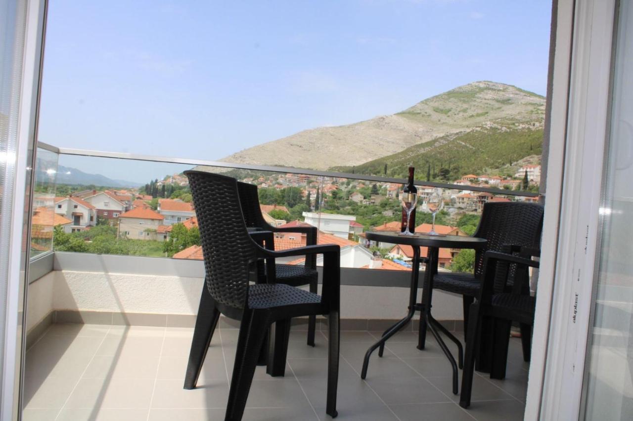 Apartman Sunny Day Требине Екстериор снимка