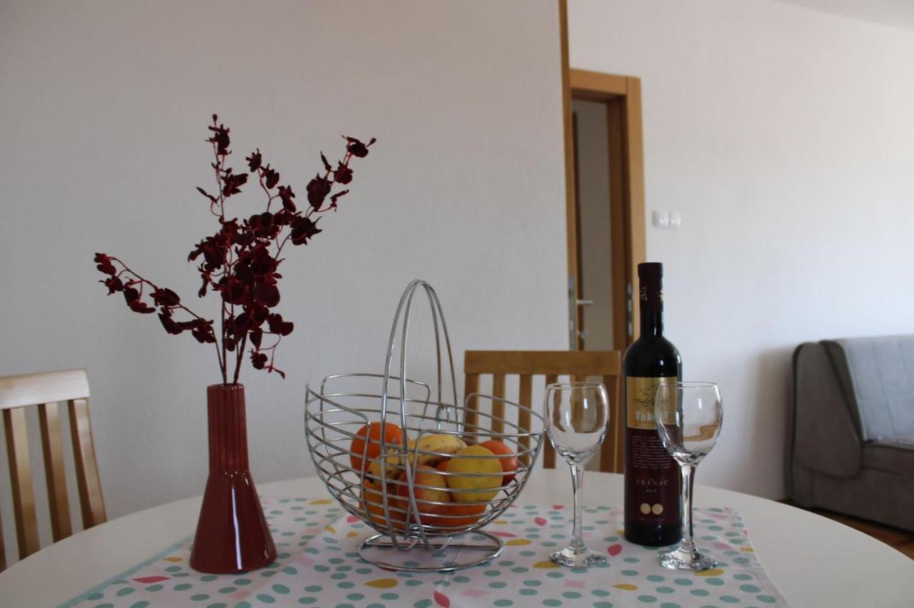 Apartman Sunny Day Требине Екстериор снимка