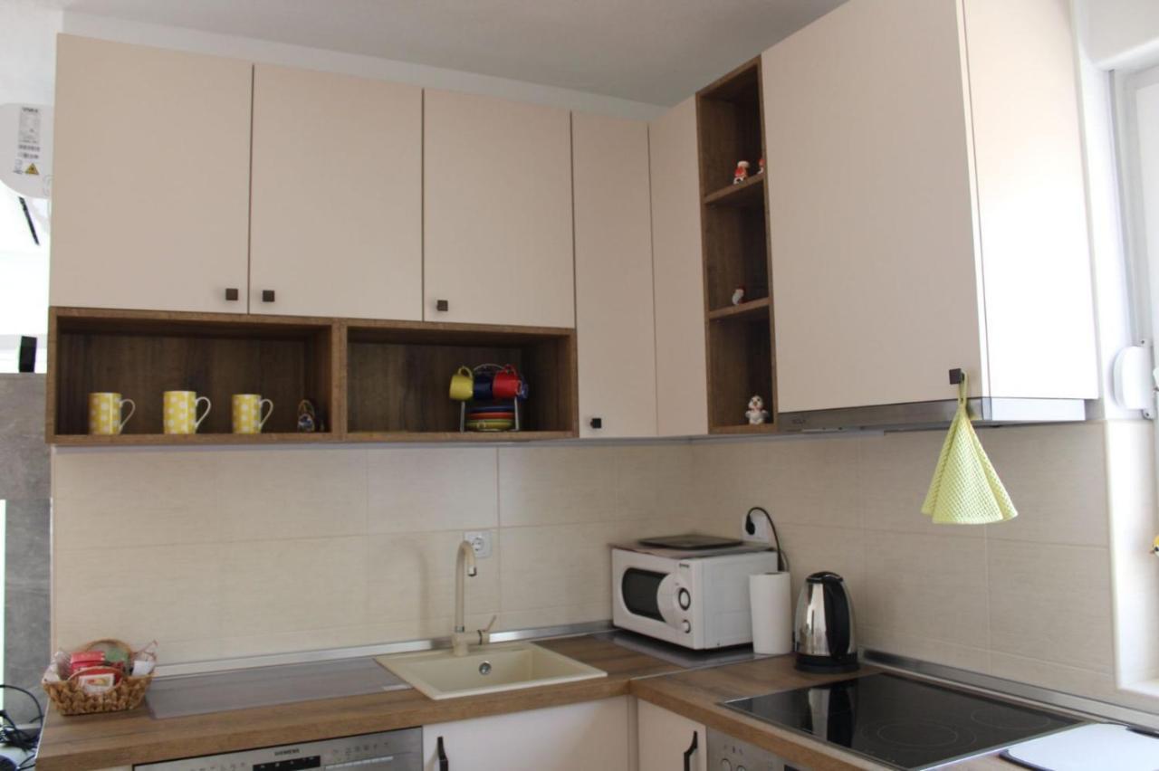 Apartman Sunny Day Требине Екстериор снимка