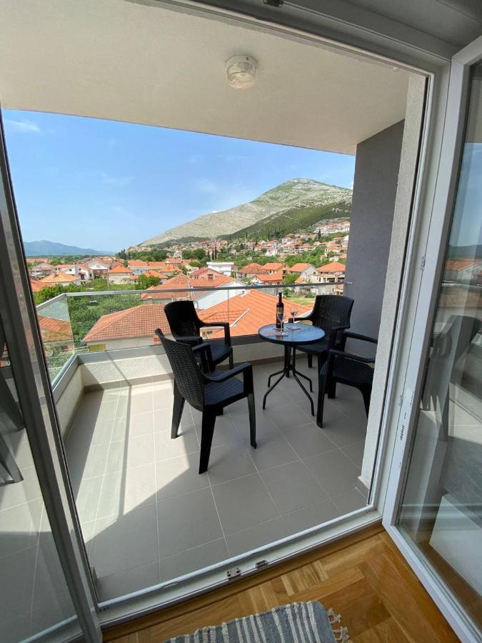 Apartman Sunny Day Требине Екстериор снимка